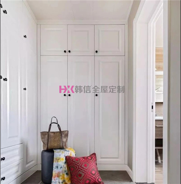 怎么设计玄关实用又好看？-南京全屋定制品牌[韩信全屋定制]