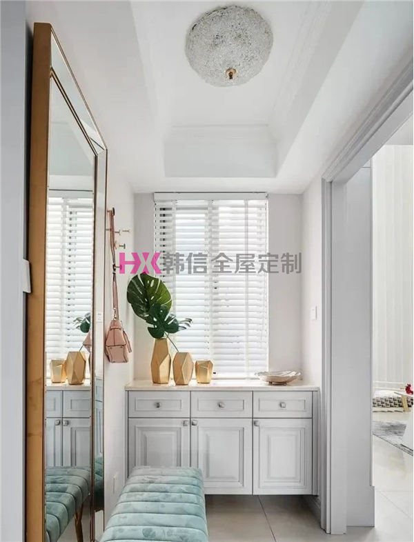小户型玄关的收纳设计怎么做？-南京全屋定制品牌[韩信全屋定制]